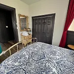 Historic, Stylish Getaway 2 Blocks From Waterfront