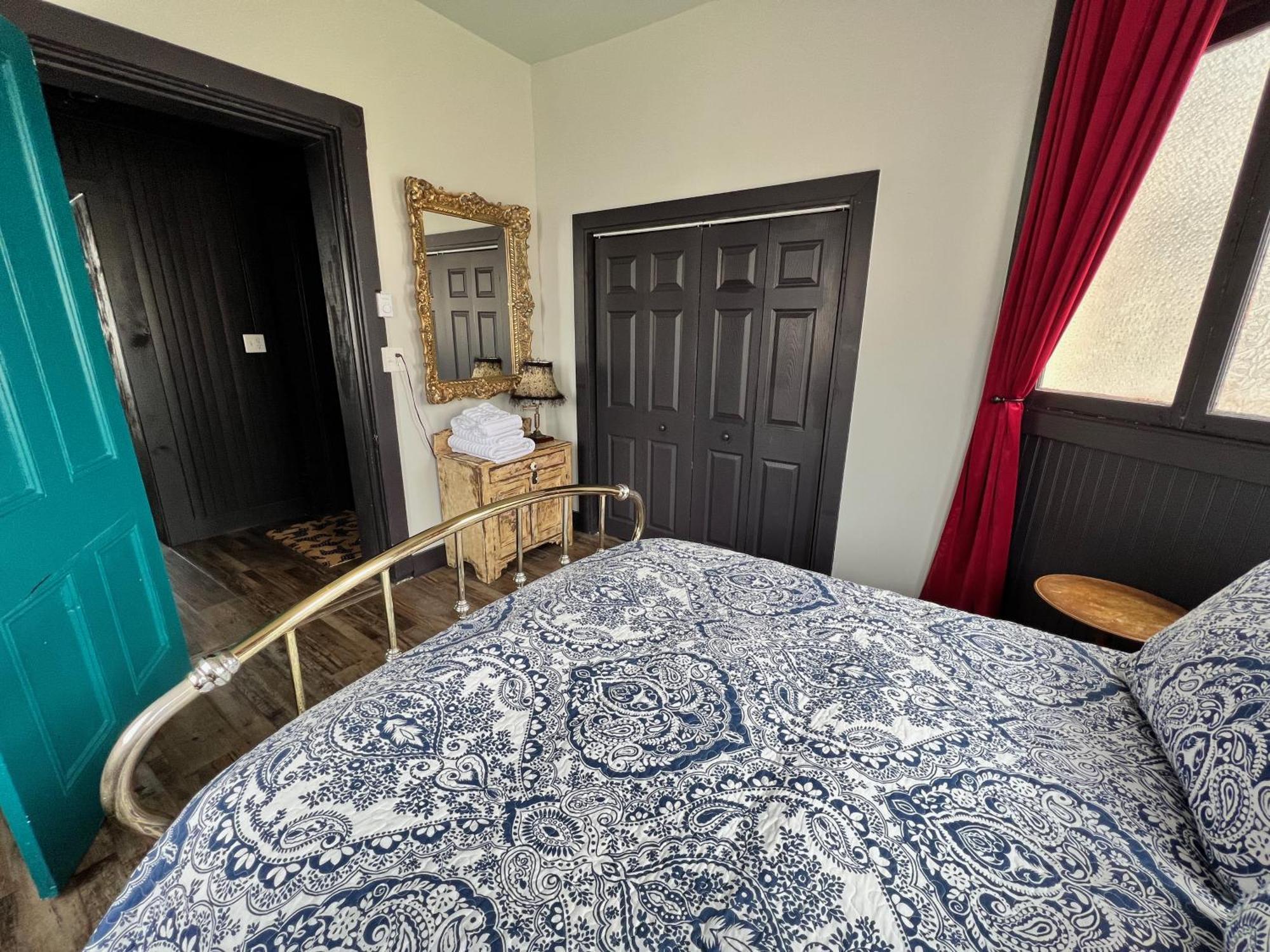Historic, Stylish Getaway 2 Blocks From Waterfront Apartamento *