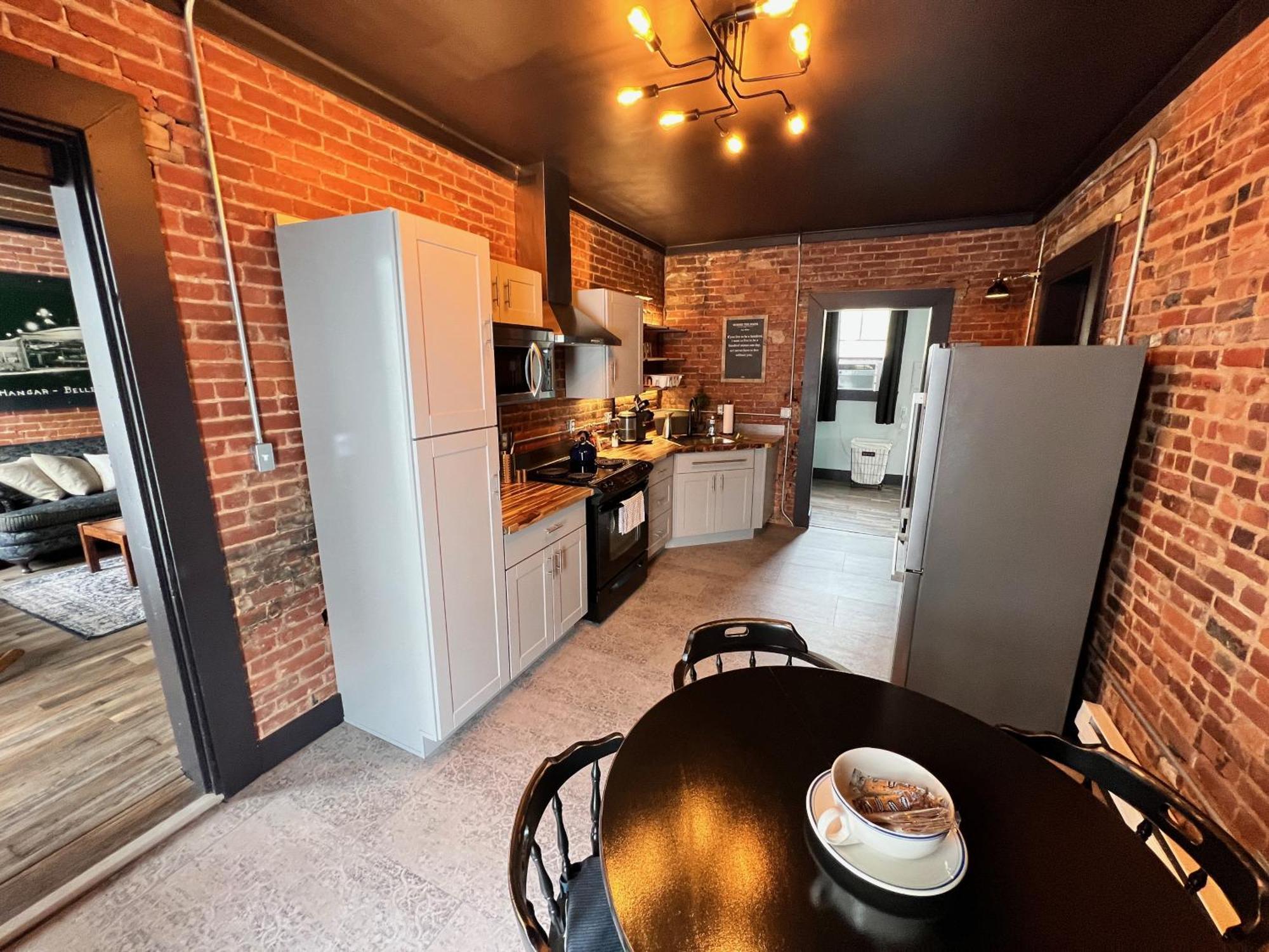 Apartamento Historic, Stylish Getaway 2 Blocks From Waterfront Bellefonte